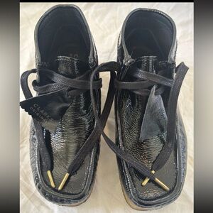 Clarks Originals Women's Wallabee Boot in Black Patent Leather. SZ.6.5 EUC